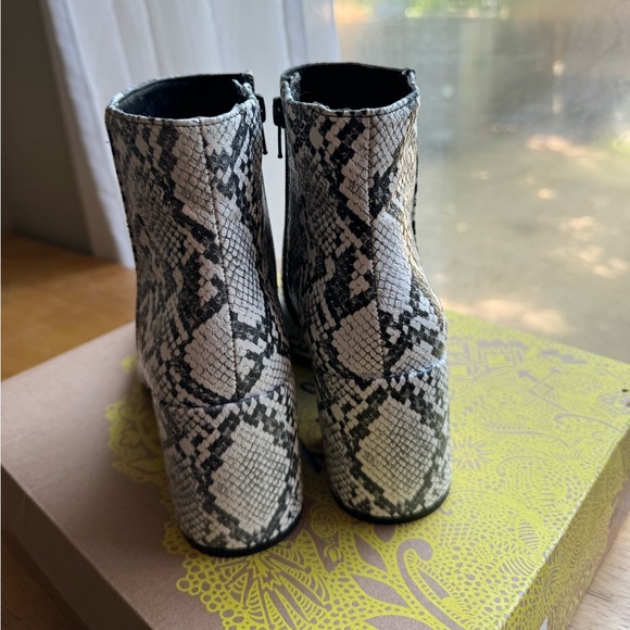 Mix No.6 Booties - Picture 4 of 6